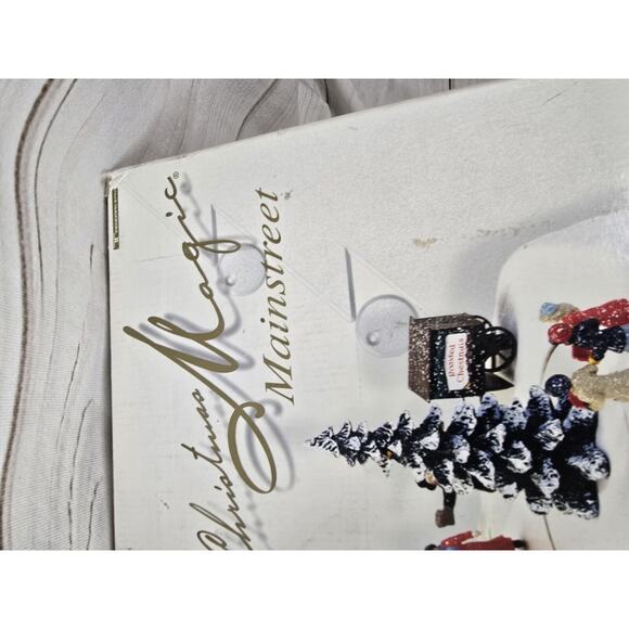 The Magic Of Mainstreet 1997 Trendmasters Lighted Animated Christmas Village - Picture 9 of 13